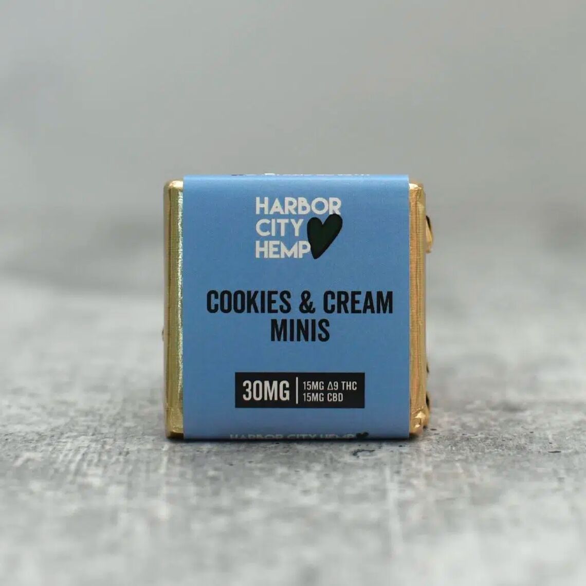 Cookies-and-Cream-Minis-1024x1024.jpg